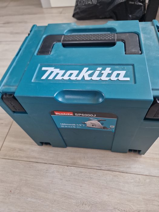 Makita zagłebiarka z listwą