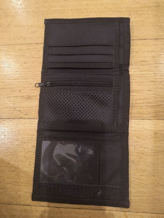 Sprzedam portfel "Rainbow friends"