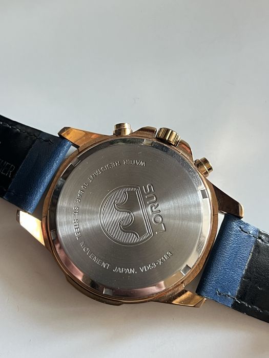 Годинник Lorus від суббренда Seiko