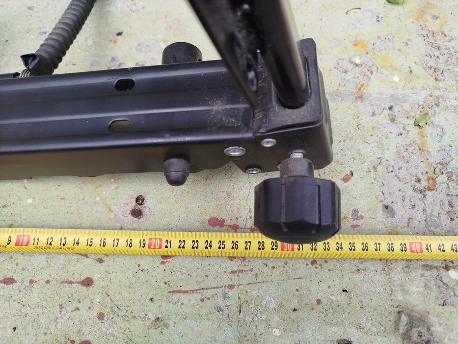 Механізм офісного крісла на відновлення