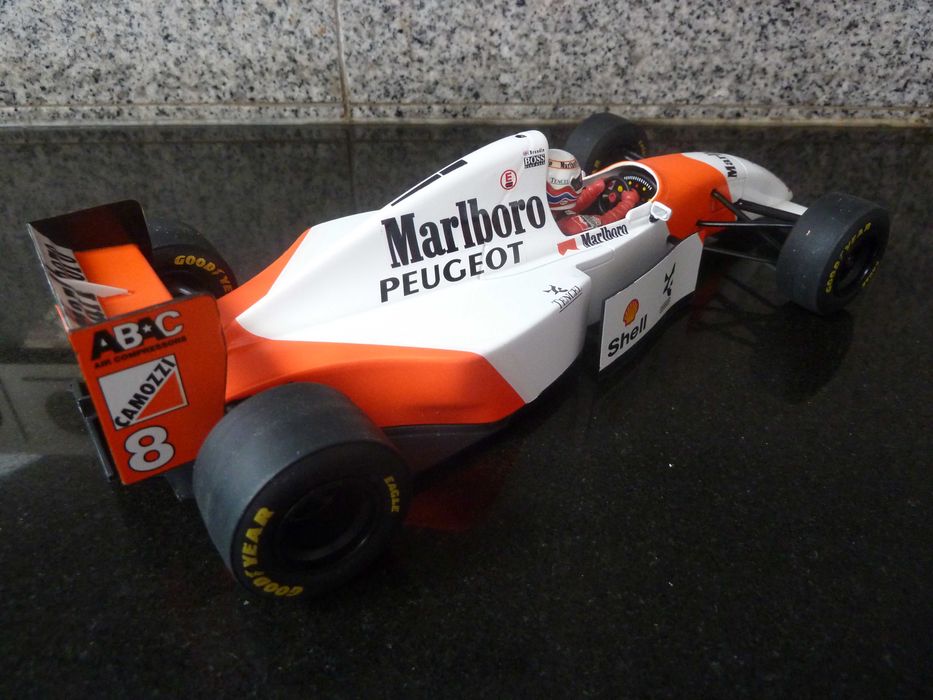 1:18 Minichamps, McLaren MP4/9, Brundle, Marlboro AutoArt