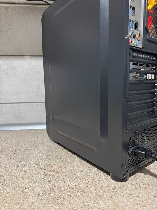 Komputer do pracy, szkoły, lekkich gier Intel Xeon E3 1270 V3 / GTX 1060 3GB / 16GB RAM