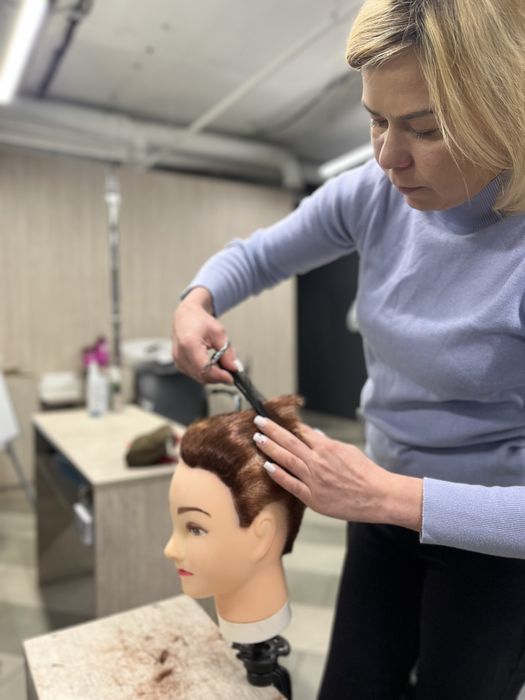 КУРС ПЕРУКАРЯ + можливість працевлаштування, ціна 7400грн