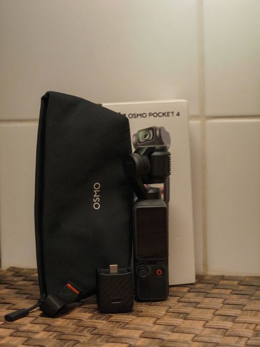 DJI Osmo pocket 4