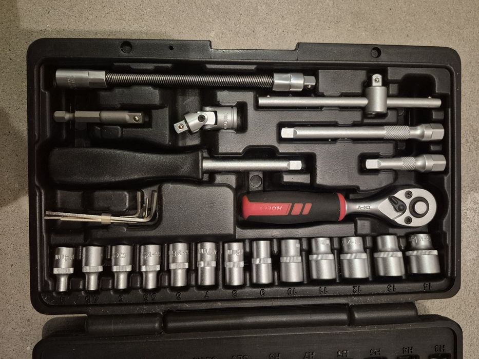 Zwstaw kluczy nasadowych  Holex  46 elementy