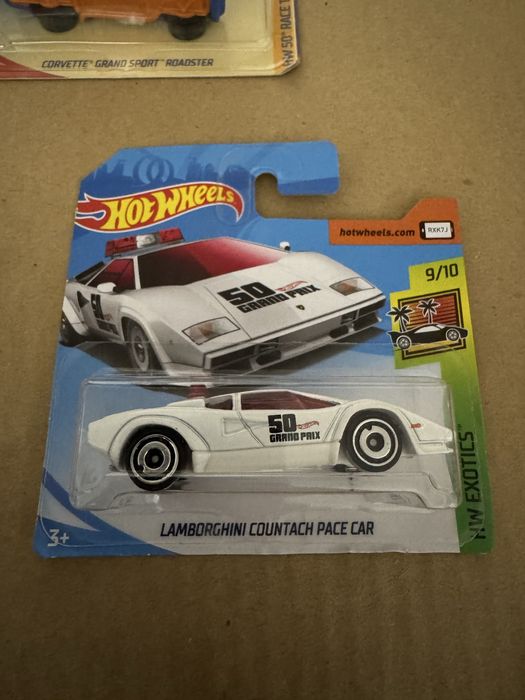 Hot Wheels novos