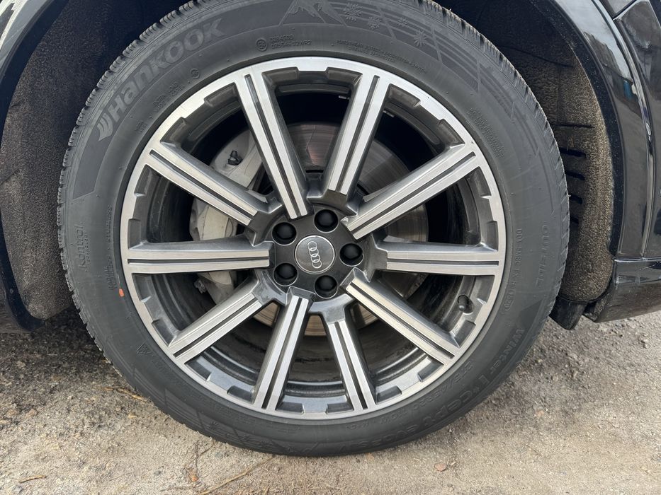 Диски Audi Q7 4M R20 5x112 9.0Jx20H2 ET33 4M0601025AD