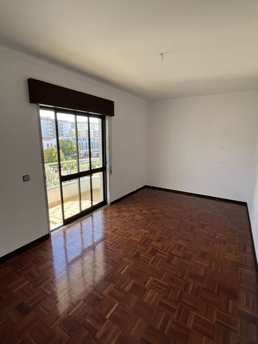 Aluguer de apartamento no centro do Entroncamento