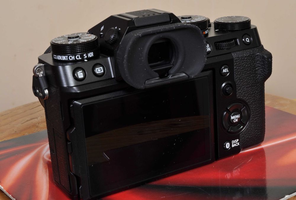 Fuji X-T5 + XF 16x50 WR, novo, zero fotos. Fatura e garantia Fuji PT