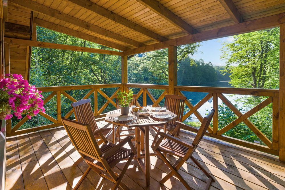 Domek nad jeziorem  Porost /  sauna / jacuzzi / dwa domki cały rok