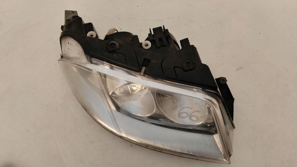 lampa prawa przód przednia vw touareg i 7l uk
