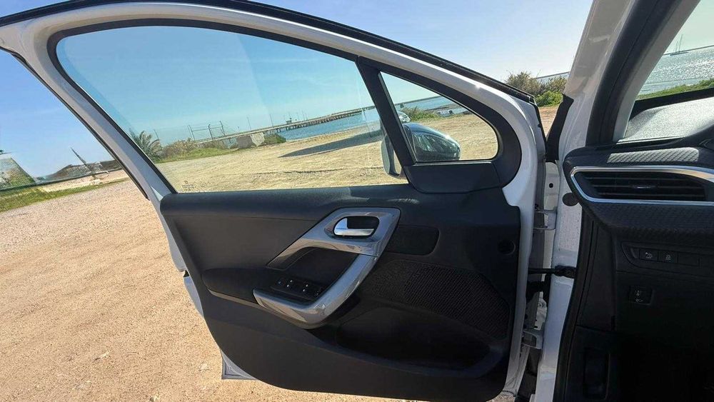 Peugeot 2008 1.2 VTi