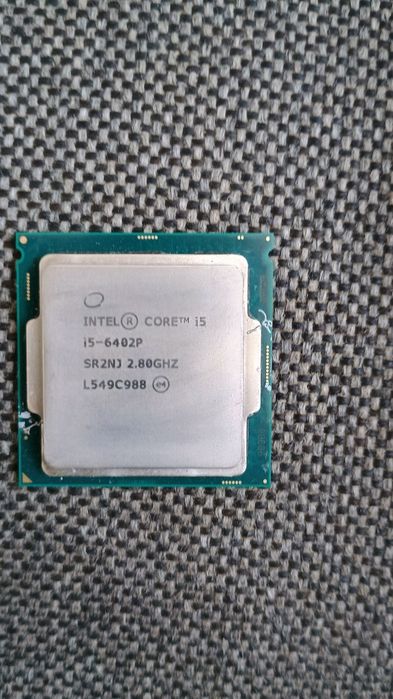Intel i5-6402p 2,8ghz plus oryginalne chłodzenie.