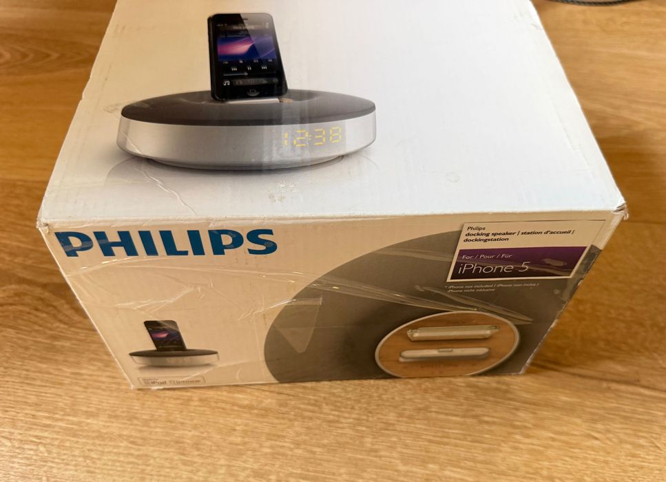 Głośnik przenośny Philips DS1155/12 . Moc: 6 W. Złącza: USB, Lightning