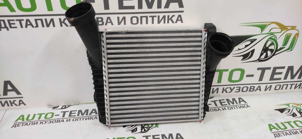 Интеркулер Audi Q7 VW Touareg интеркулер Кю7 Туарег 3.0 TDi