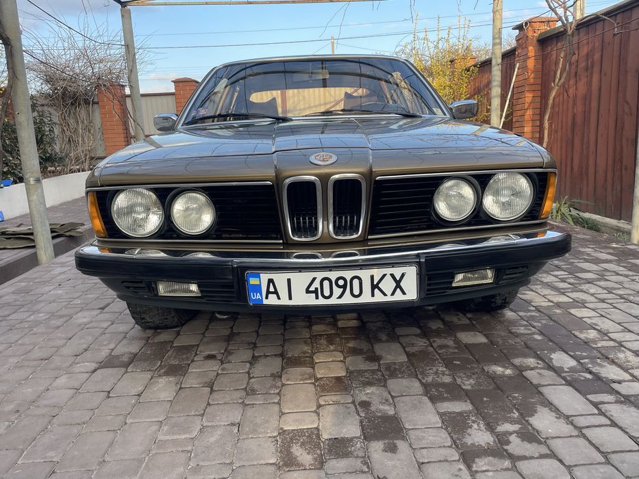 Bmw 7 e23 дві шт не завершений проект
