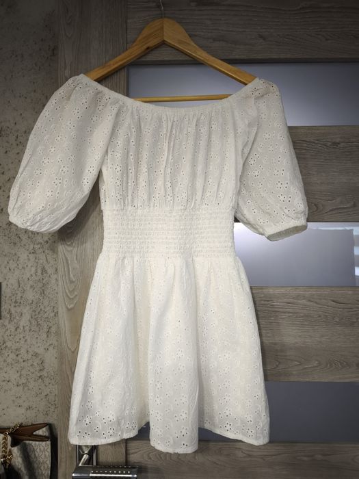 Biały ażurowy kombinezon Cropp XS