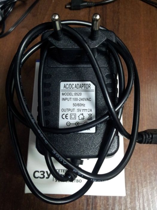 мощная сетевая зарядка штырь 3.5 мм. для различной электроники