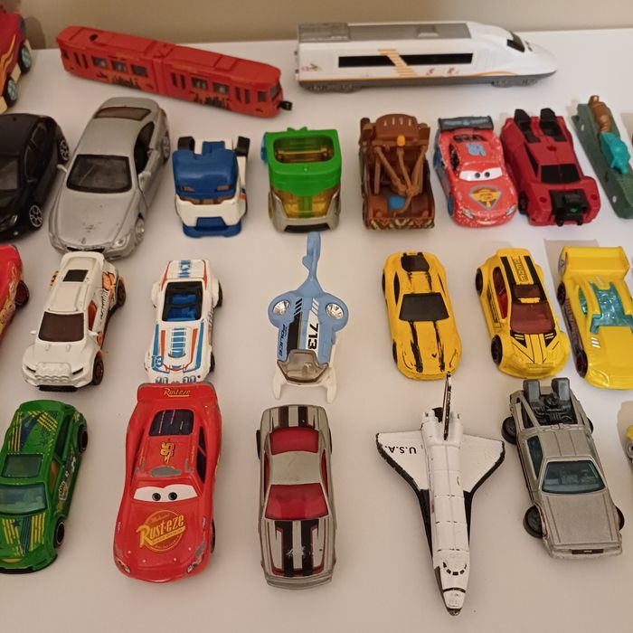 Kolekcja Hot wheels  szt. , resoraki, samochodziki, auta