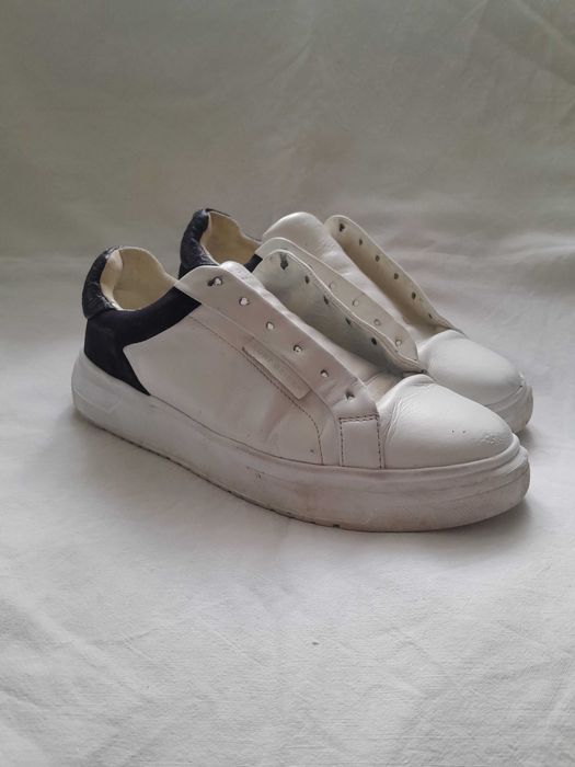 Sprzedam sneakersy męskie Kurt Geiger