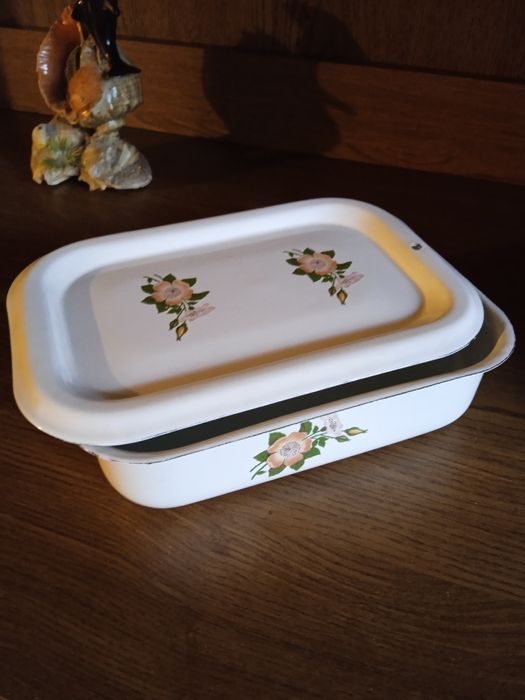 Лоток эмалированный для еды