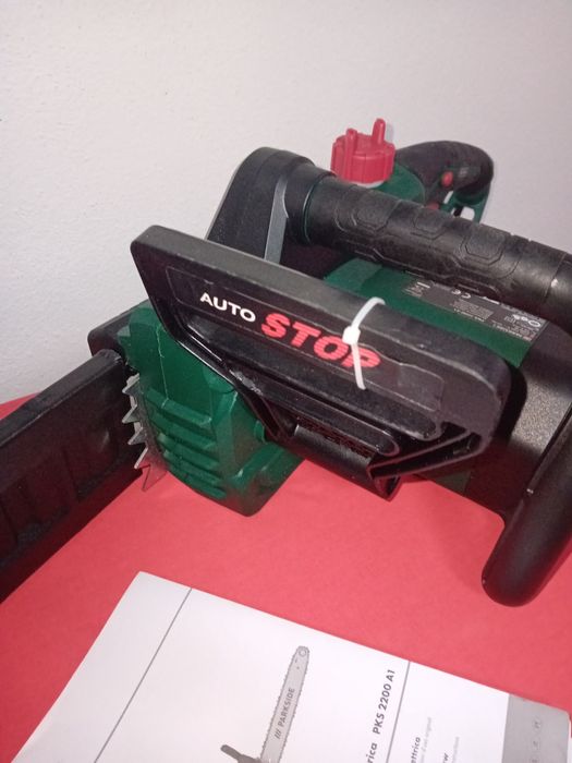 Moto serra elétrica