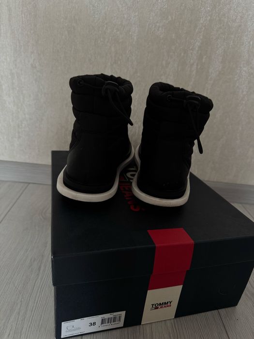 Дутики Tommy Hilfiger jeans