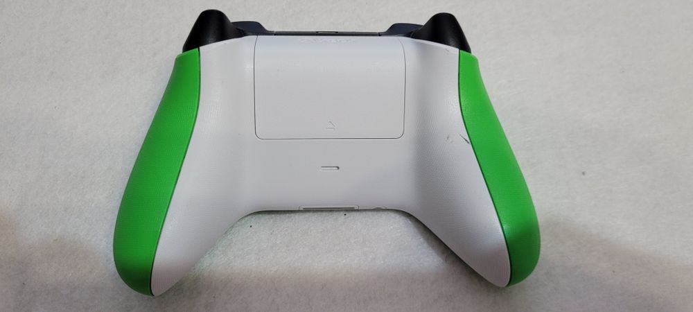 Беспроводной геймпад Microsoft Xbox Series X/S Wireless Controller Velocity Green