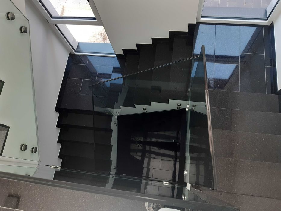 Układanie płytek, remonty, wykończenia,łazienki, kuchnie,tarasy,schody