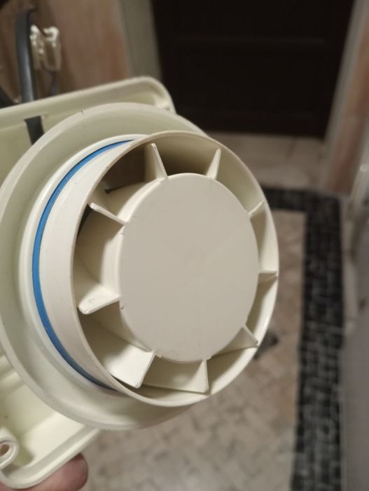 Extrator de ar bom estado
