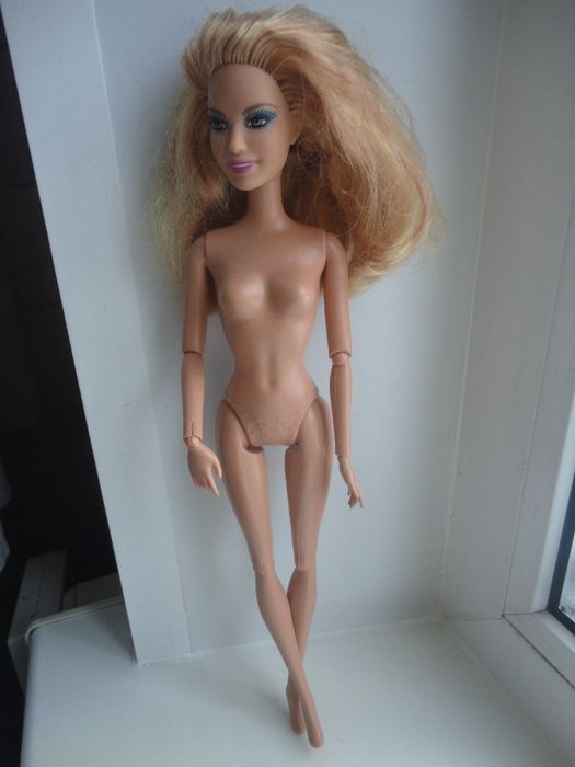 Кукла Barbie Mattel шарнирная блондинка мелированая