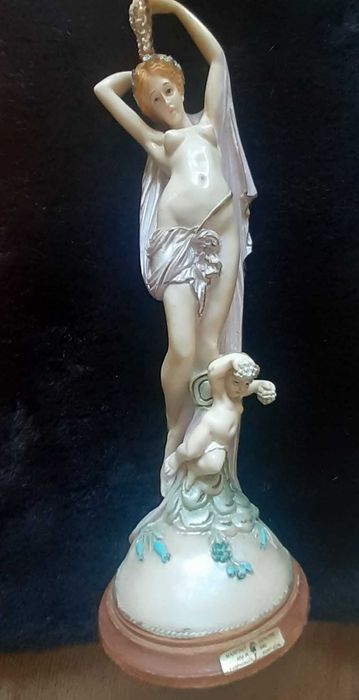 Deusas antigas Bom estado