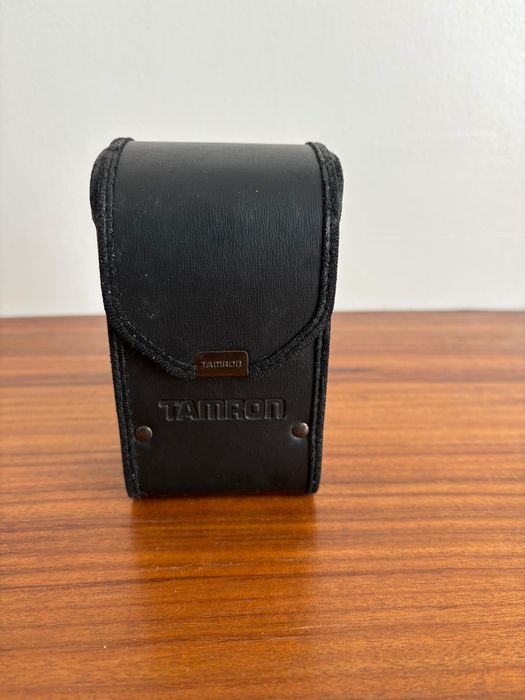 Estojo vintage para objectivas fotográficas Tamron