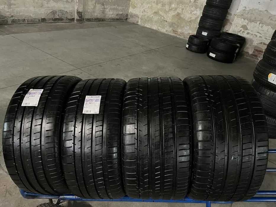Купить разноширокий комплект шин резины 275/35 R19 + 245/40 R19