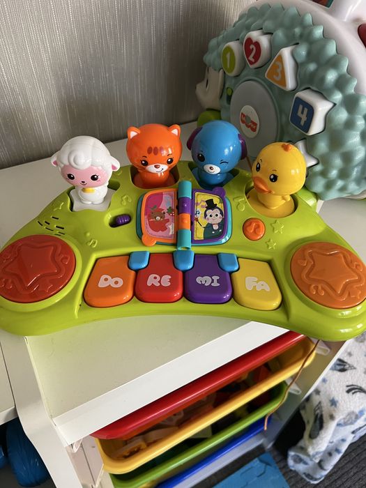 Продам музыкальные игрушки