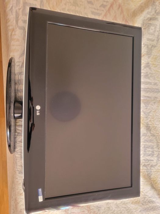 Televisão LG preta