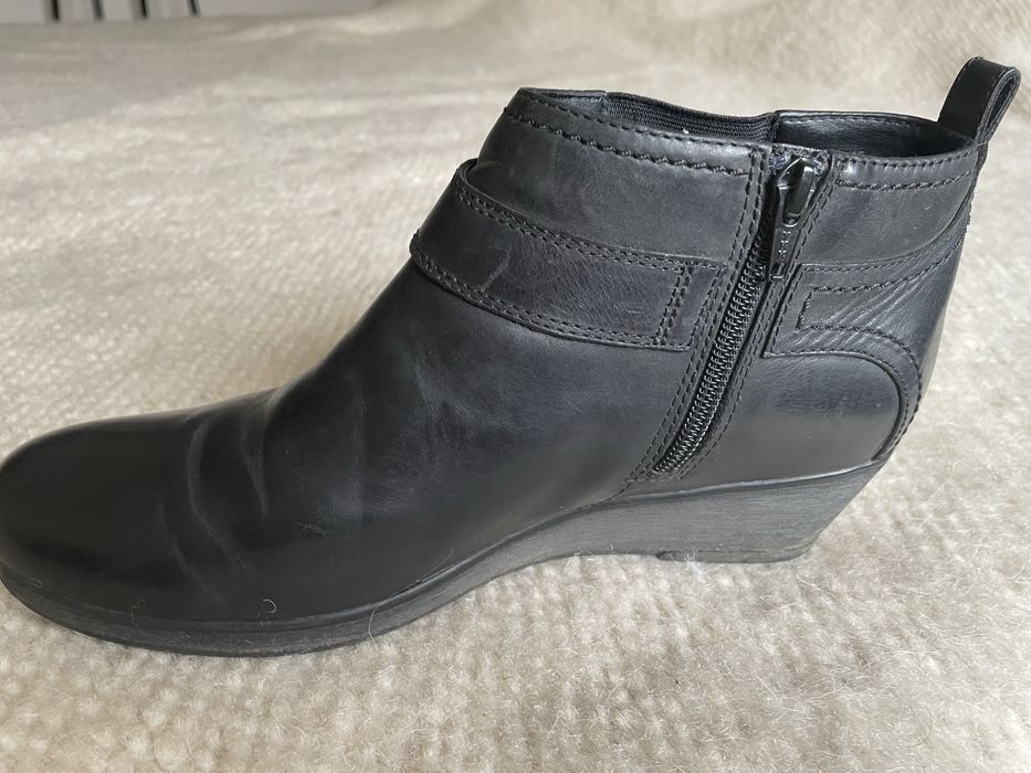 Черевики жіночі вживані 41 розмір фірма clarks