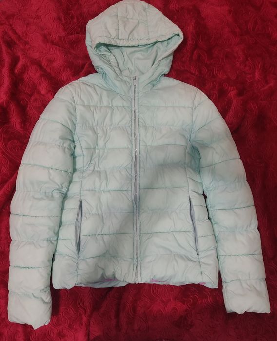 Продам куртку для дівчинки