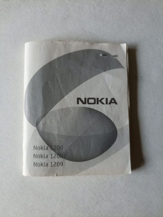 Мобильный телефон Nokia 1200.