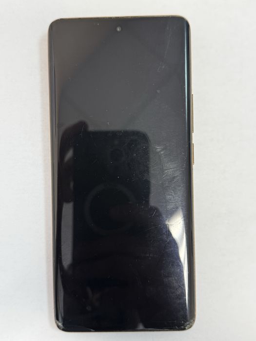 Продам телефон Realme 11 pro+ 5g 12/512