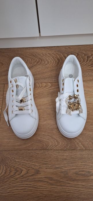 Buty Snekersy r.36