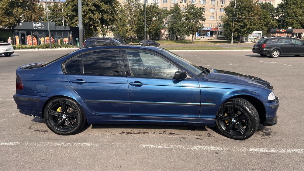 Продам BMW E46 325xi