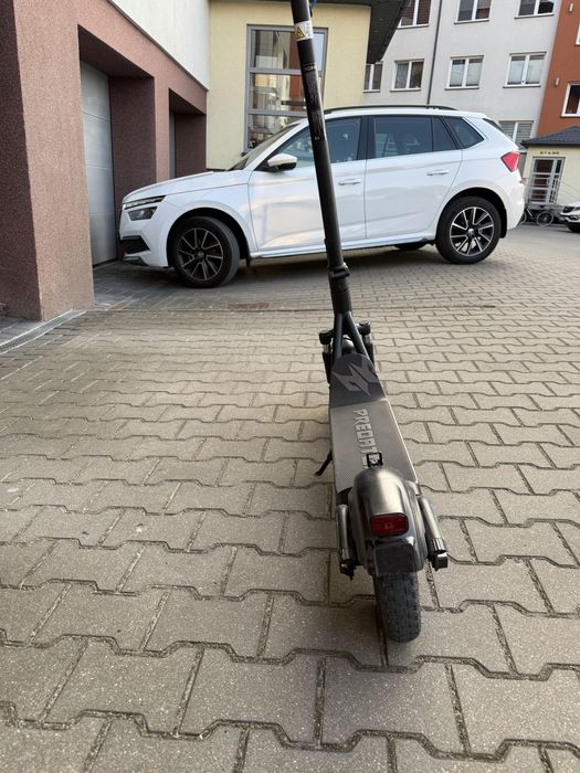 Sprzedam hulajnogę elektryczną