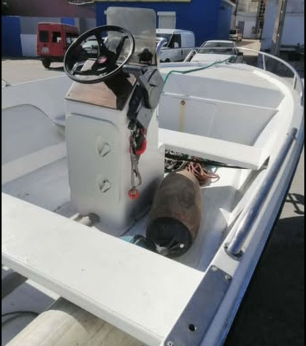 Barco 4,50mt Yamaha 30hp + Atrelado