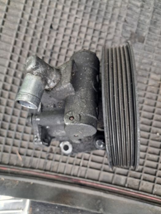 Pompa wspomagania w 211 e klasa