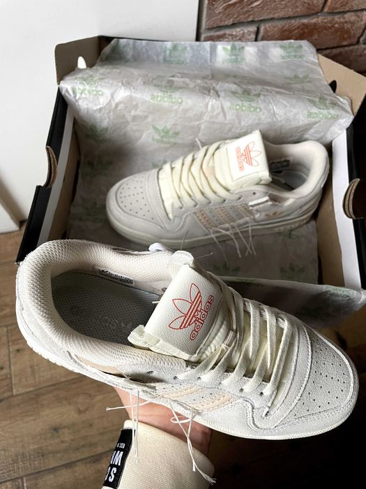 Жіночі кросівки Adidas Originals Forum бежеві 36-40 розмір