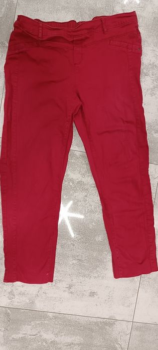 Czerwone spodnie materiałowe Jessica c&a ,rozmiar L/XL