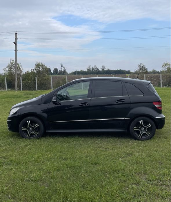 Розборка B-class w245 2.0 om640 cdi крила капот фари Авторозборка