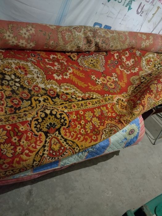 Ковер шерстяной .