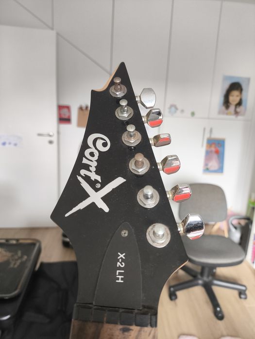 Cort X2-LH esquerdino